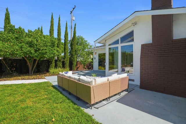 500 Kiely Boulevard, Santa Clara, CA 95051