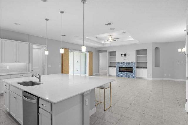 15373 LAKE KILLARNEY COURT, Winter Garden, FL 34787