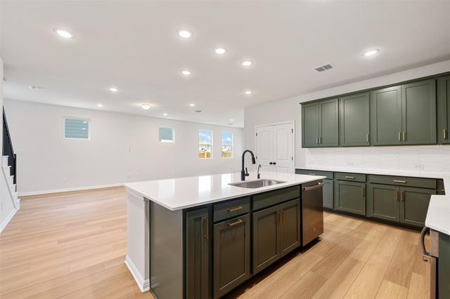 126 Crater Lake DR, Dripping Springs, TX 78620