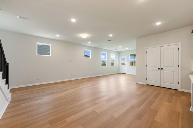 126 Crater Lake DR, Dripping Springs, TX 78620