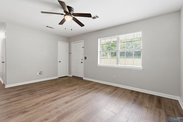 102 Greenwood Circle, Harvest, AL 35749