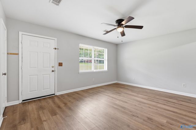 102 Greenwood Circle, Harvest, AL 35749