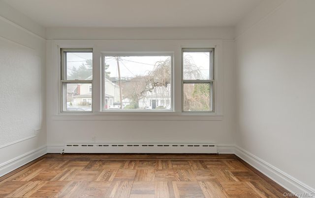 23 Park Avenue, Oyster Bay, NY 11771