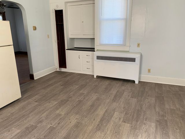 2121 Culbertson Ave D, New Albany, IN 47150