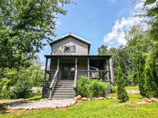 9 Hemlock Cove, Tracy City, TN 37387