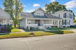 622 W Grissom Avenue, Mitchell, IN 47446