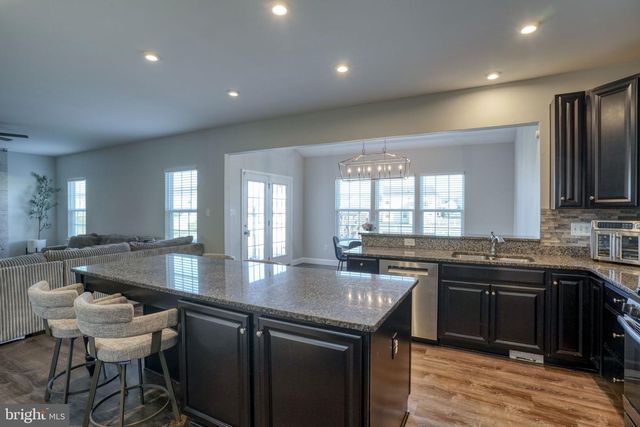 244 DELAWARE RIVER DR, Clayton, DE 19938