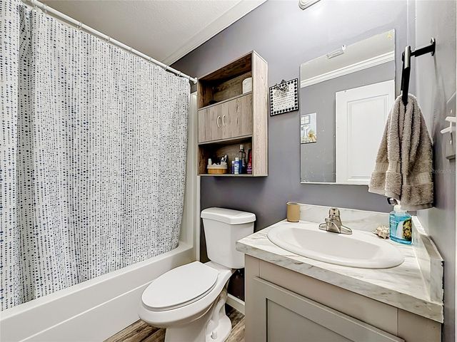10485 HOLIDAY SHORES DRIVE 302, Largo, FL 33773