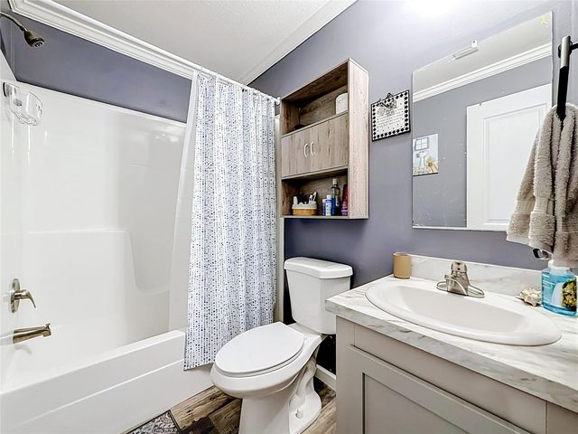 10485 HOLIDAY SHORES DRIVE 302, Largo, FL 33773