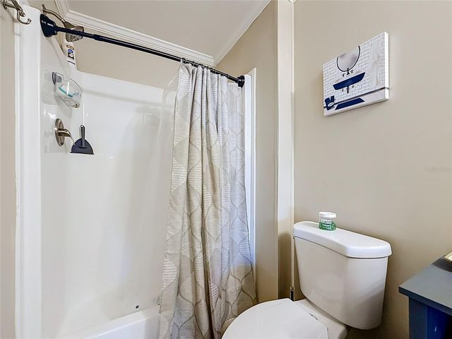 10485 HOLIDAY SHORES DRIVE 302, Largo, FL 33773