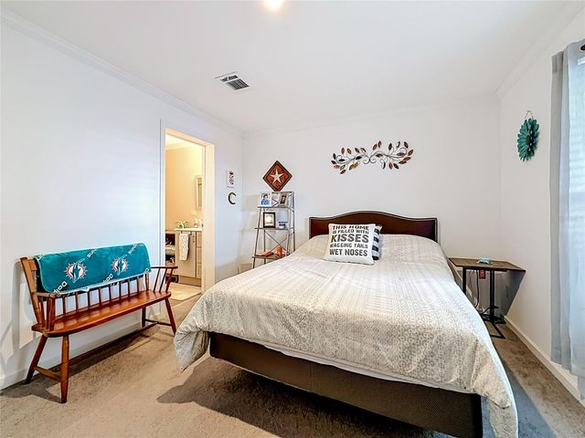 10485 HOLIDAY SHORES DRIVE 302, Largo, FL 33773
