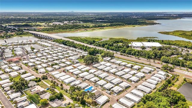 10485 HOLIDAY SHORES DRIVE 302, Largo, FL 33773
