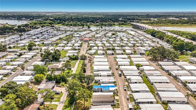 10485 HOLIDAY SHORES DRIVE 302, Largo, FL 33773