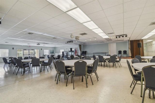 10485 HOLIDAY SHORES DRIVE 302, Largo, FL 33773