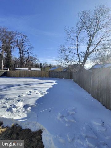 1004 ARMISTICE DR, Burlington, NJ 08016