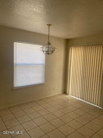 1016 DESIERTO LUNA Street, El Paso, TX 79912
