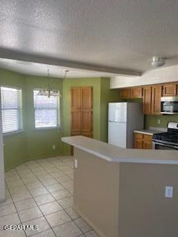 1016 DESIERTO LUNA Street, El Paso, TX 79912
