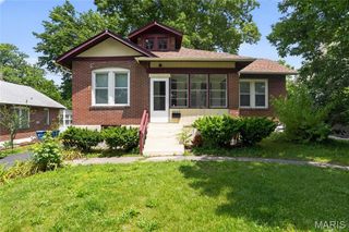 9007 Forest Avenue, St Louis, MO 63114