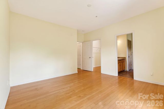 649 Raphael Place, Charlotte, NC 28205