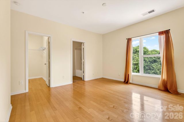 649 Raphael Place, Charlotte, NC 28205