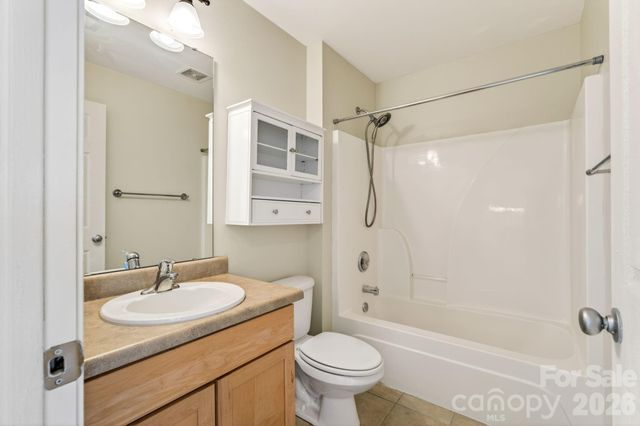 649 Raphael Place, Charlotte, NC 28205