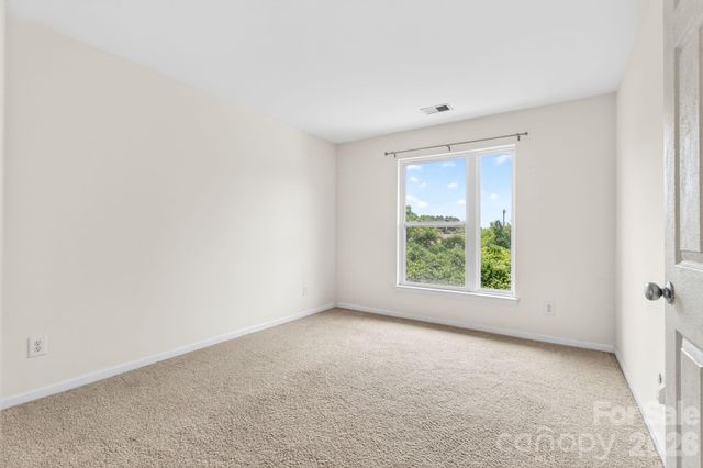 649 Raphael Place, Charlotte, NC 28205