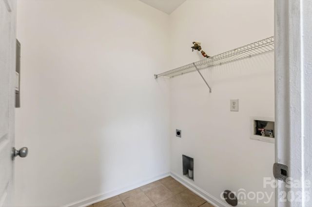 649 Raphael Place, Charlotte, NC 28205