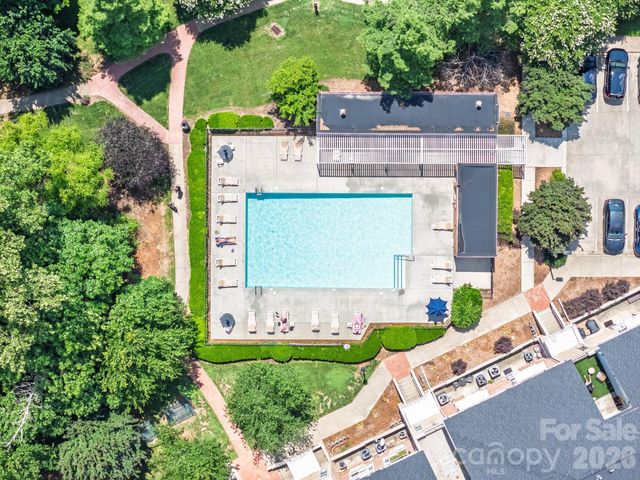 649 Raphael Place, Charlotte, NC 28205