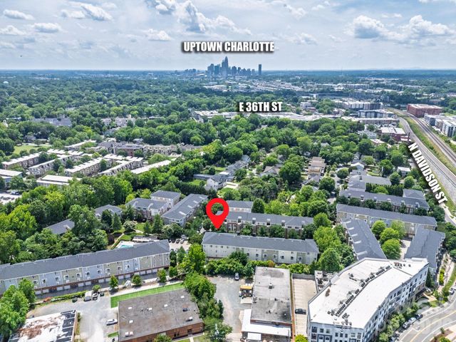 649 Raphael Place, Charlotte, NC 28205