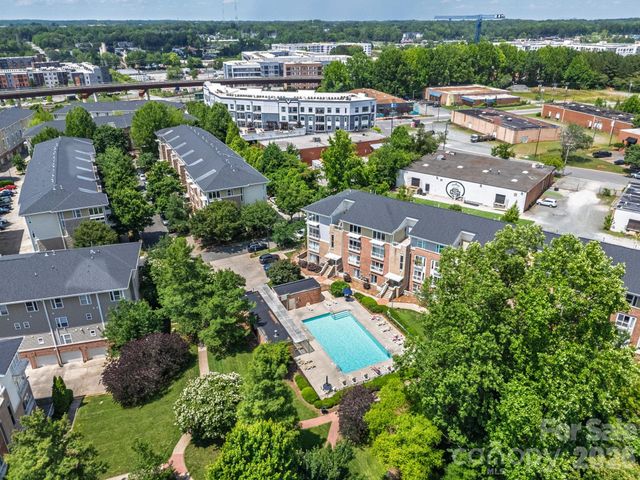 649 Raphael Place, Charlotte, NC 28205
