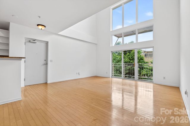 649 Raphael Place, Charlotte, NC 28205