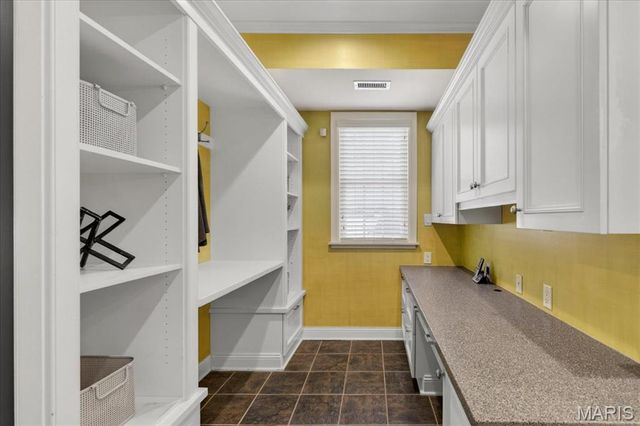 10 Daniel Road, St Louis, MO 63124