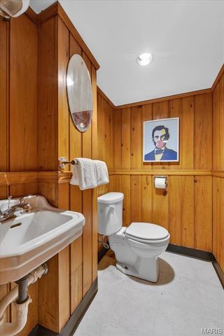 10 Daniel Road, St Louis, MO 63124