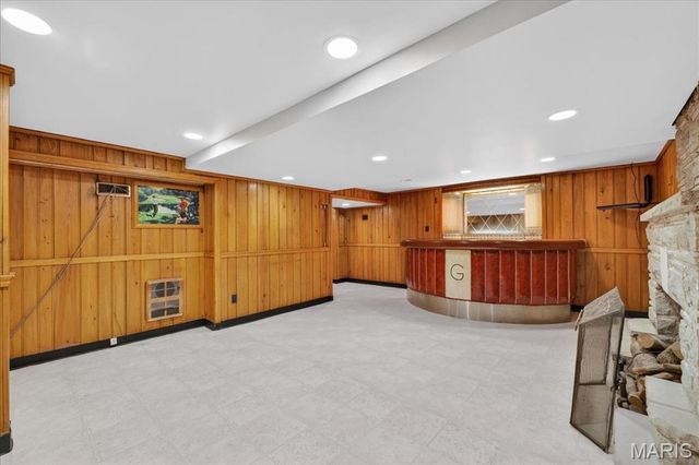 10 Daniel Road, St Louis, MO 63124