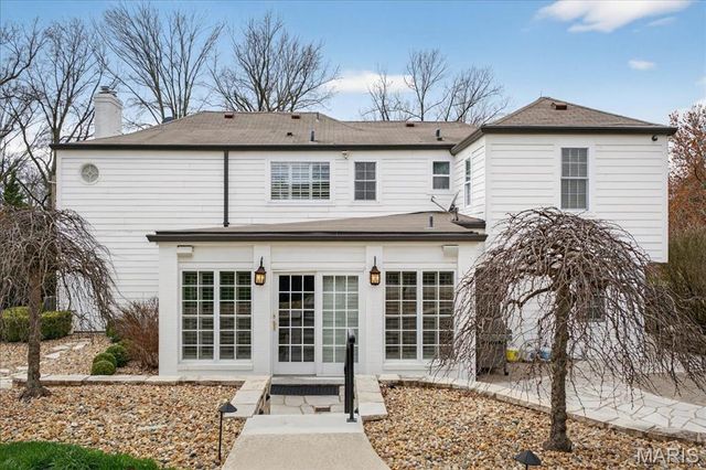 10 Daniel Road, St Louis, MO 63124