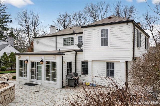 10 Daniel Road, St Louis, MO 63124