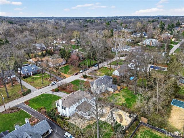 10 Daniel Road, St Louis, MO 63124