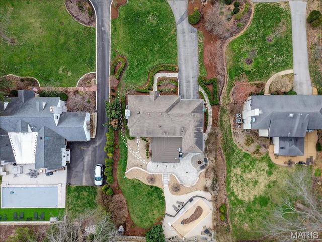 10 Daniel Road, St Louis, MO 63124