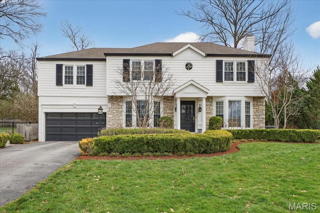 10 Daniel Road, St Louis, MO 63124