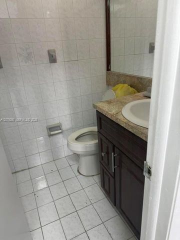 5924 W 21st Court, Hialeah, FL 33016