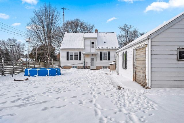 4757 Vista ROAD, Manitowoc, WI 54220