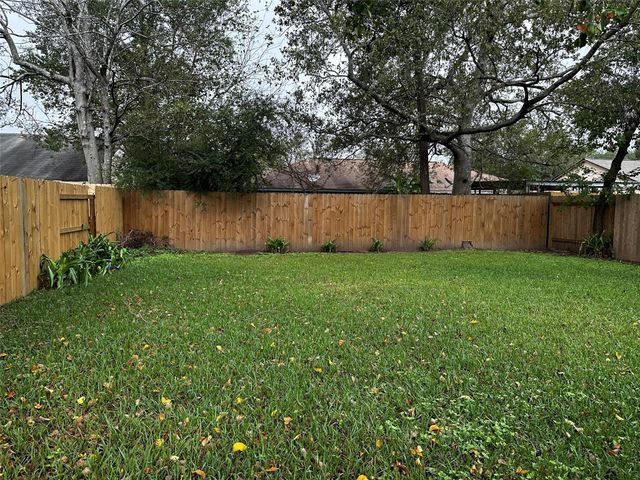 2351 Spring Dusk Lane, Spring, TX 77373