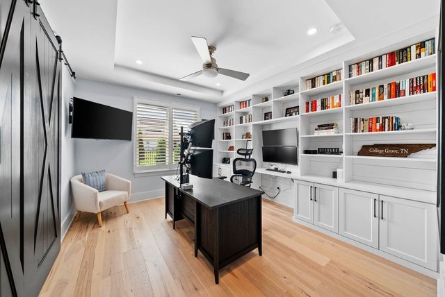 7082 Balcolm Ct, College Grove, TN 37046