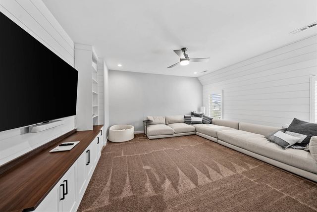 7082 Balcolm Ct, College Grove, TN 37046