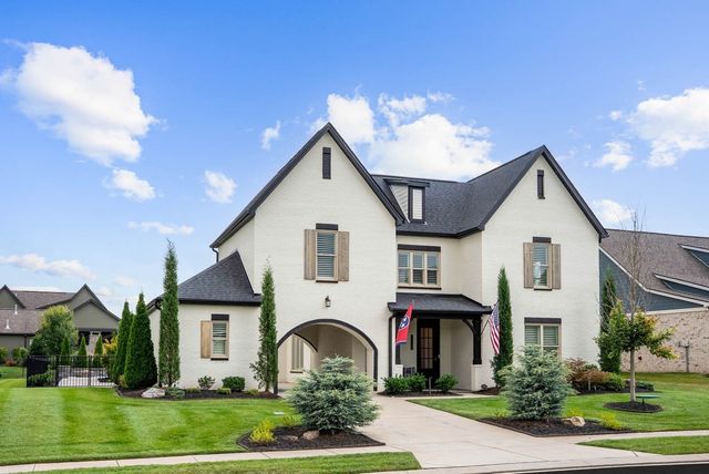 7082 Balcolm Ct, College Grove, TN 37046