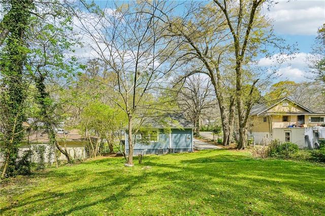 1914 North Avenue NW, Atlanta, GA 30318