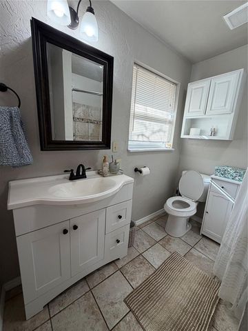 2024 NW 44th Street, Oklahoma City, OK 73118