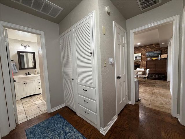 2024 NW 44th Street, Oklahoma City, OK 73118