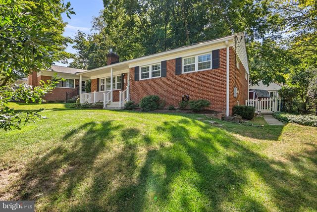 19 EASTMOOR DR, Silver Spring, MD 20901
