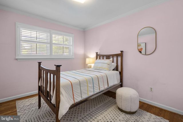 19 EASTMOOR DR, Silver Spring, MD 20901